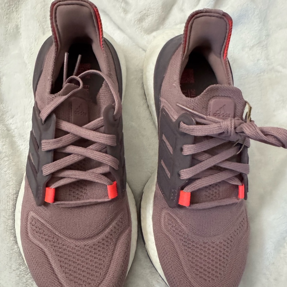 Adidas Ultraboost 22 /Mauve Athletic Shoes